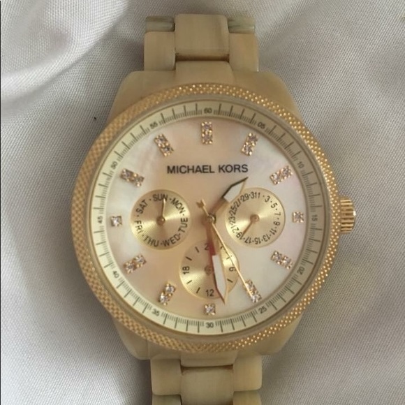 Michael Kors Watch - Picture 1 of 8